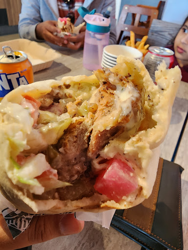 Photo of Osmow's Shawarma - 595 Arthur St W #109, Thunder Bay, ON P7E 5R5